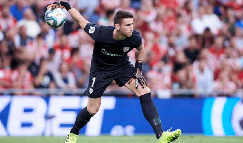Unai Simon made his debut as a senior with the farm team in the 2014-2015 season, in Tercera Division Unai Simon made his debut as a senior with the farm team in the 2014-2015 season, in Tercera Division